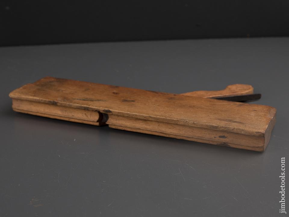 18th Century Ten inch Yellow Birch Molding Plane FINE - 89164