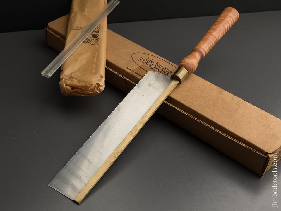 15 point 10 inch Rip LIE-NIELSEN Straight Handled Dovetail Saw in Original Box - 89373