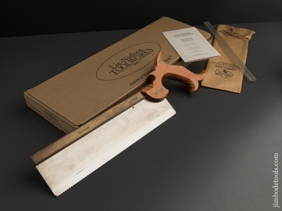 14 point 11 inch Crosscut LIE-NIELSEN Independence Carcass Saw in Original Box - 89375