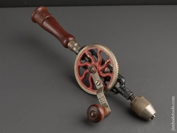 MILLERS FALLS No. 2-01 Egg Beater Hand Drill With One Bit - 89700