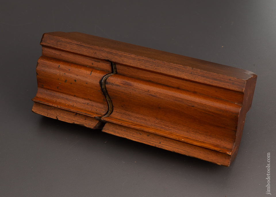 Monster 3 11/16 inch Crispy Complex Moulding Plane by GRIFFITHS NORWICH circa 1803-1958 FINE - 89894