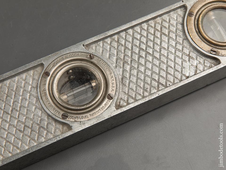 RARE Eighteen inch DAVIS & COOK Level - 89921
