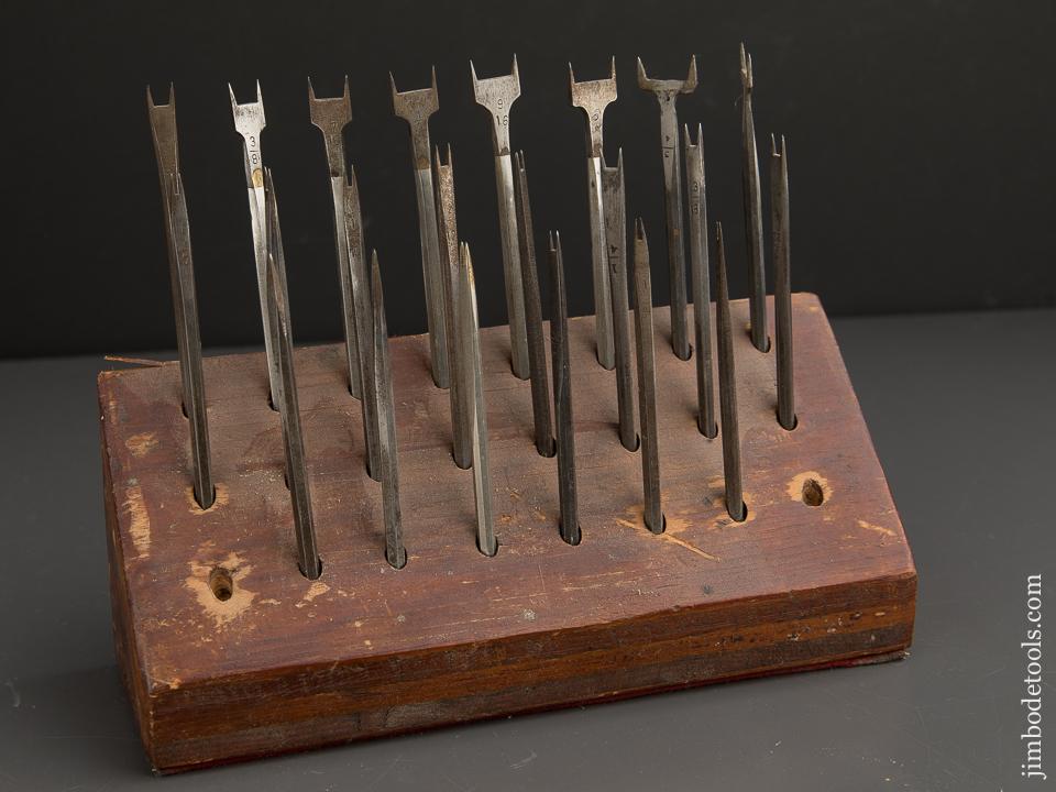 Extra RARE Set of 22 Sash Striking Knives in Stand - 89942