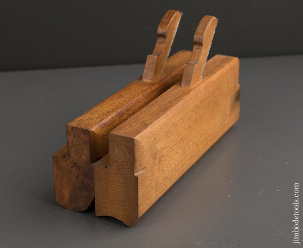 Pair of UNION FACTORY No. 16 Hollow & Round Molding Planes circa 1860-1901 - 90069