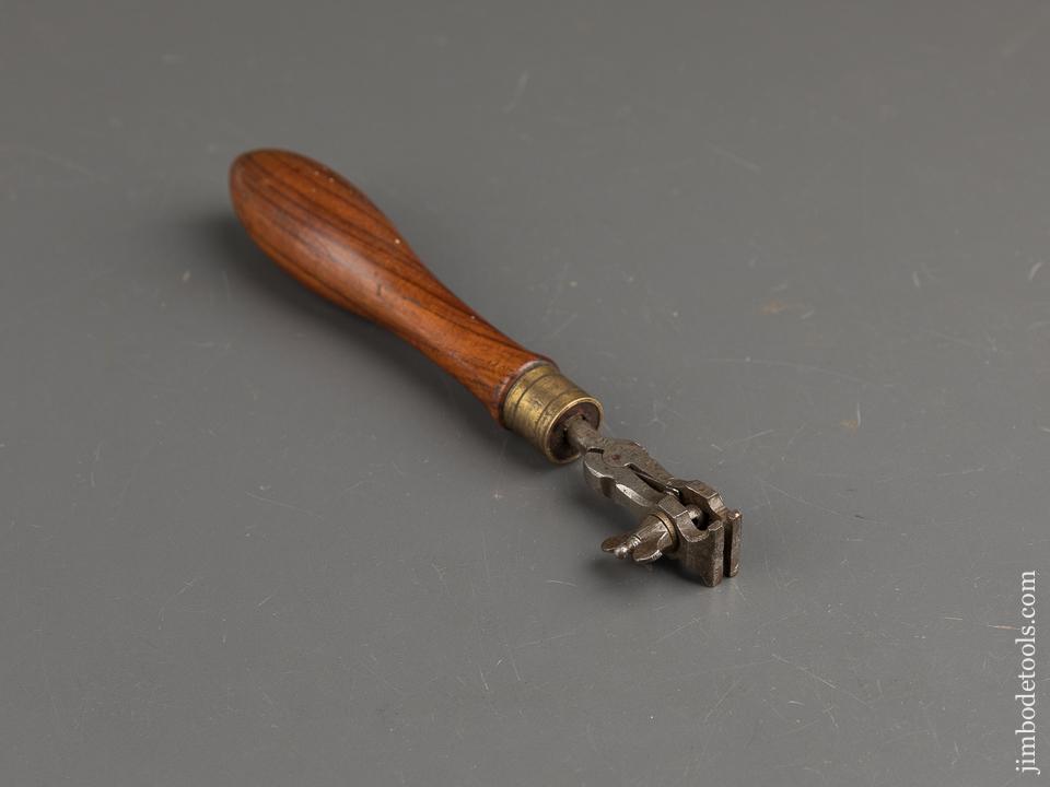 Great Rosewood Hand Vise - 90129