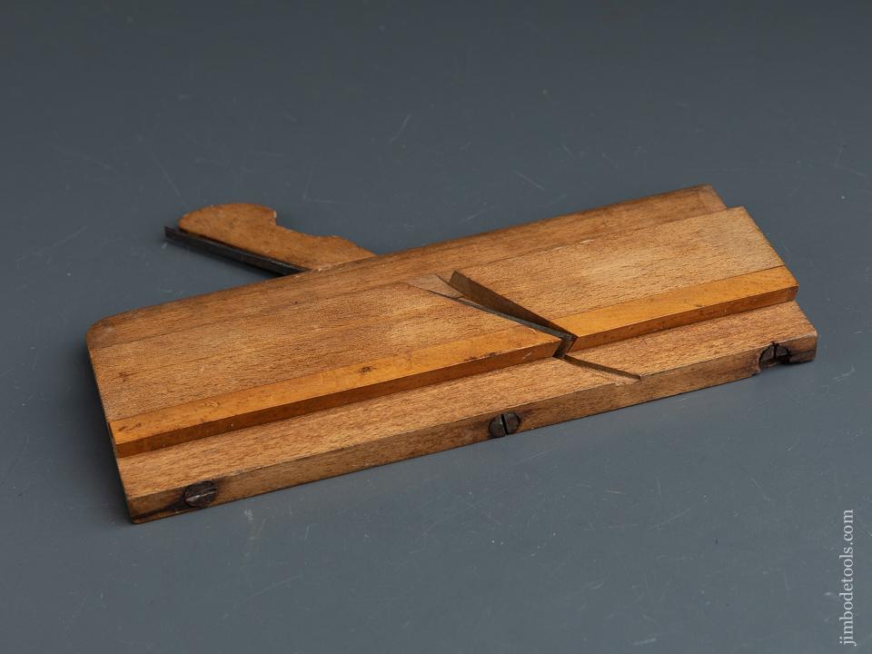DE VALCOURT N YORK Sliding Dovetail Plane circa 1827-36 FINE - 90351