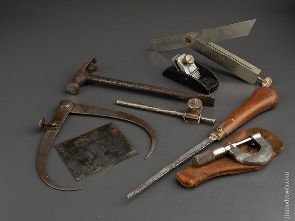 Good Set of Eight Tools - 90389