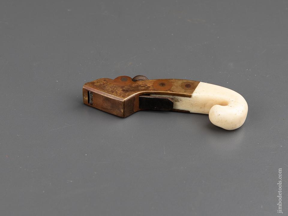 Remarkable Brass Flat Bottom Violin Plane by ROD GALSTER - 91441