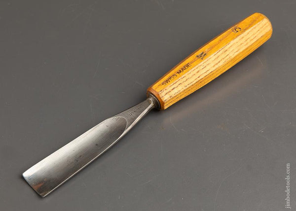 1 1/8 inch PFEIL SWISS MADE No. 5 Sweep Gouge FINE to MINT - 90518