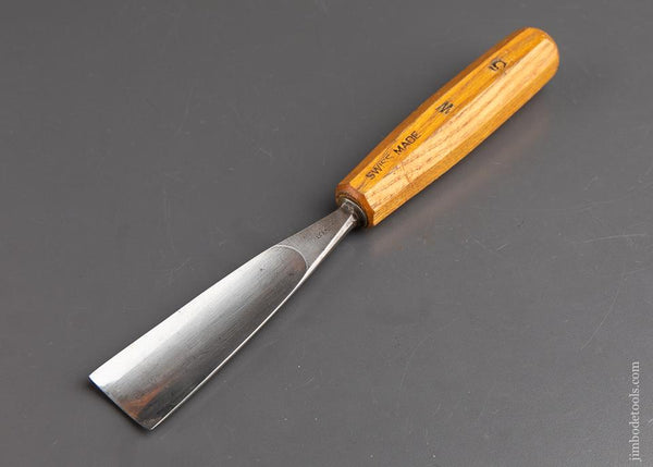 1 3/8 inch PFEIL SWISS MADE No. 5 Sweep Gouge FINE to MINT - 90533