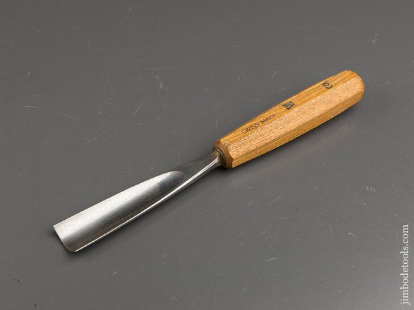 1 1/4 inch PFEIL SWISS MADE No. 8 Sweep Gouge - 90534