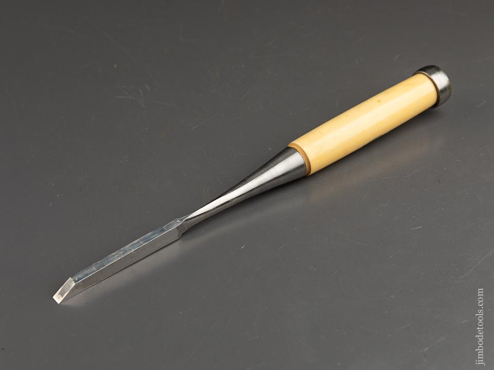1/4 inch IYOROI BLUE STEEL Boxwood Handled Mortise Chisel NEW OLD STOCK - 90617