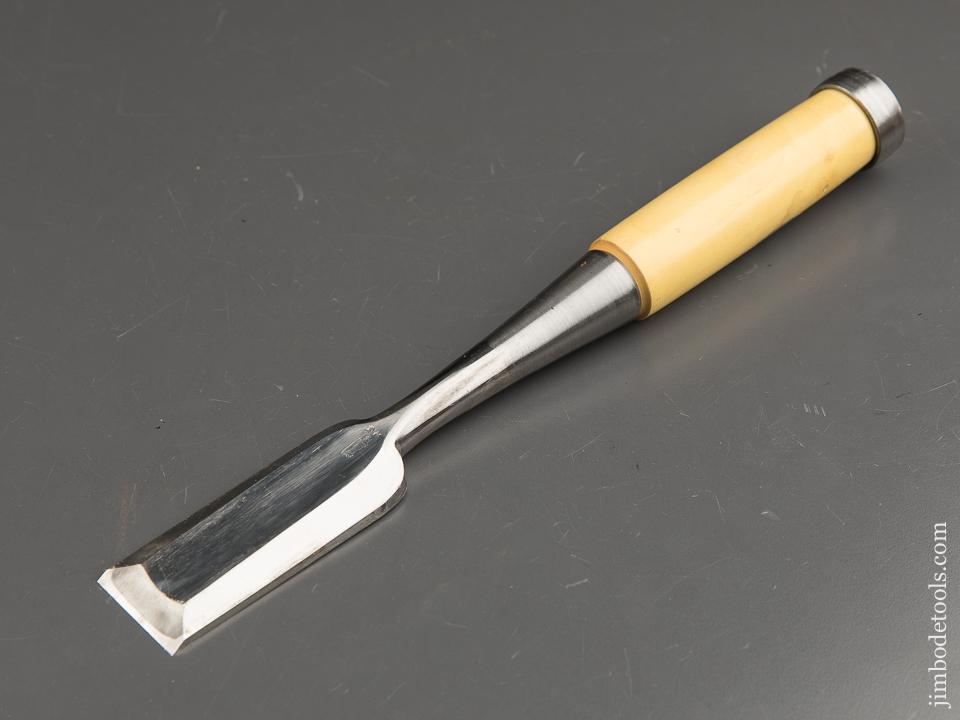 MINT and Massive! 1 3/8 inch IYOROI BLUE STEEL Heavy Mortise Chisel NEW OLD STOCK - 90619