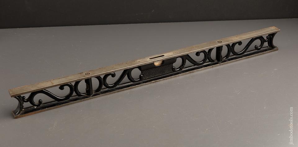 Lovely 24 inch STARRETT Level - 90800