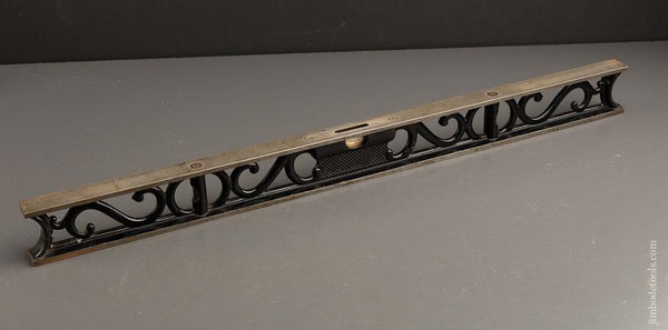 Lovely 24 inch STARRETT Level - 90800