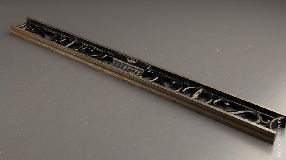 Lovely 24 inch STARRETT Level - 90800