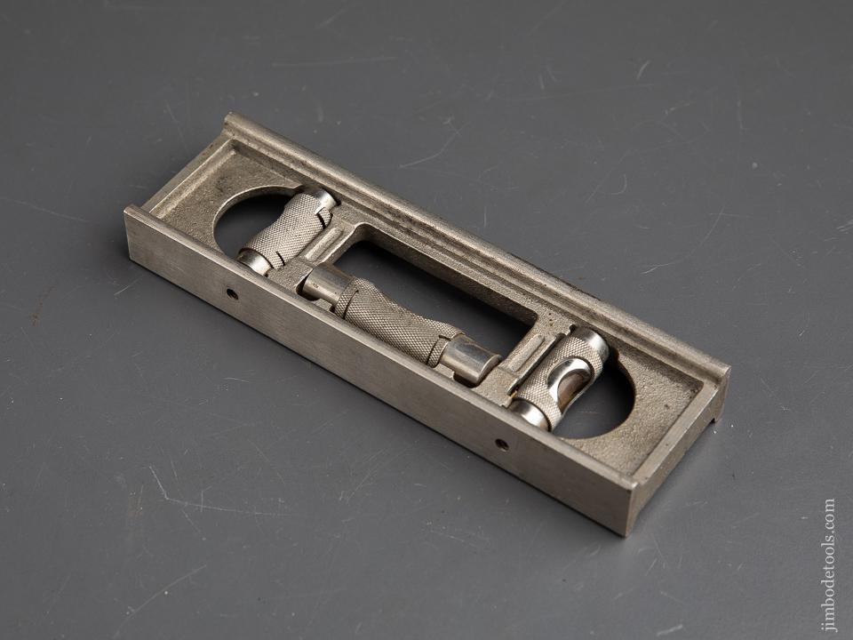 Extra Fine Six inch STANLEY No. 37 Adjustable Metallic Plumb & Level - 90909