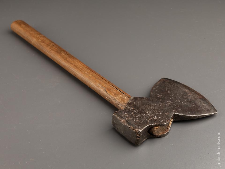 DOUGLASS AXE CO 6 1/2 x 17 inch WM. HUNT Single Bevel Side Axe - 90915