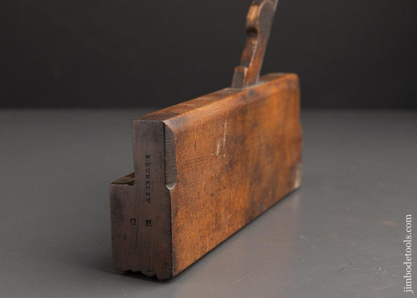 1 1/4 inch Wide Ogee Plane GOOD+ - 91043