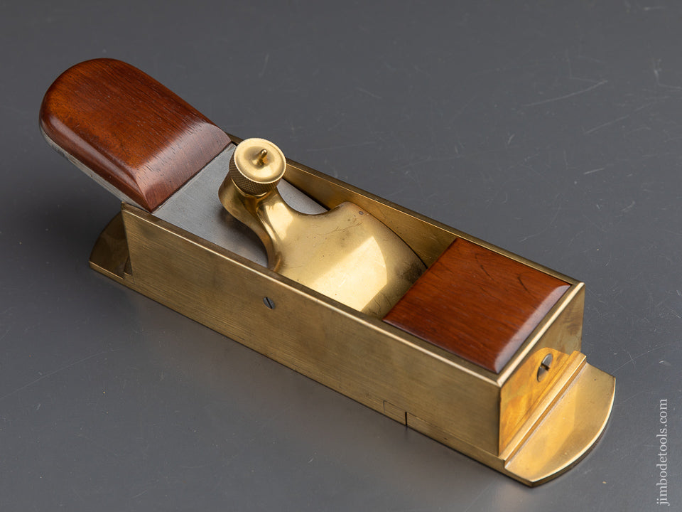 Fabulous! Gunmetal Dovetailed Miter Plane With The Finest Mouth - 82207