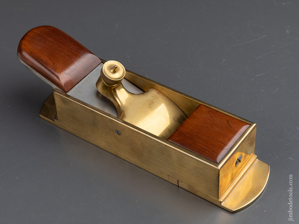 Fabulous! Gunmetal Dovetailed Miter Plane With The Finest Mouth - 91221