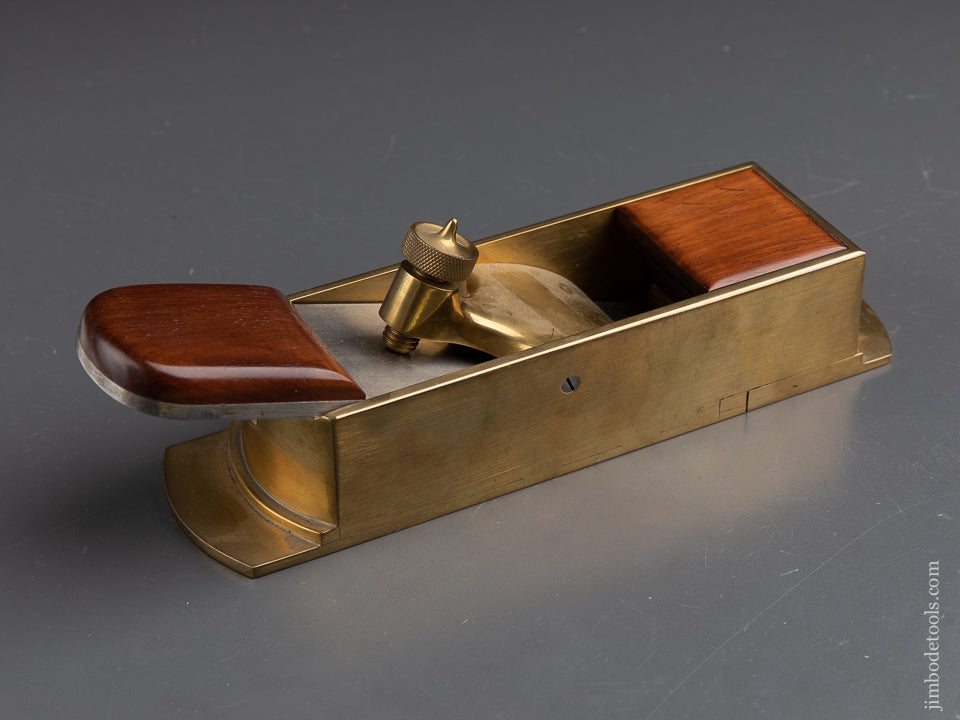 Fabulous! Gunmetal Dovetailed Miter Plane With The Finest Mouth - 82207