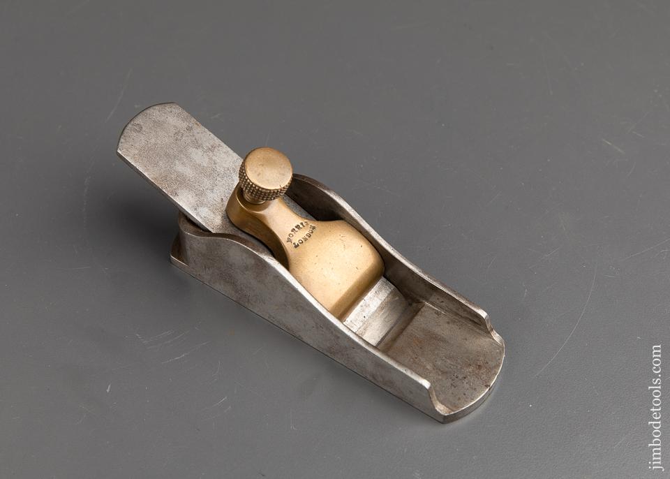 Outstanding! NORRIS No. 31 Brass and Steel Thumb Plane - 91235U