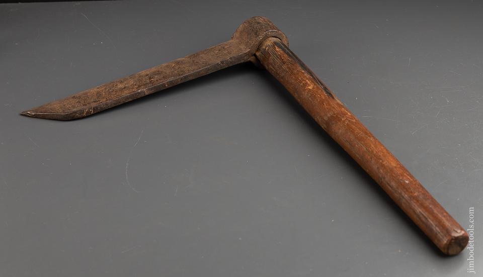 Very Good Eleven inch Froe - 91424