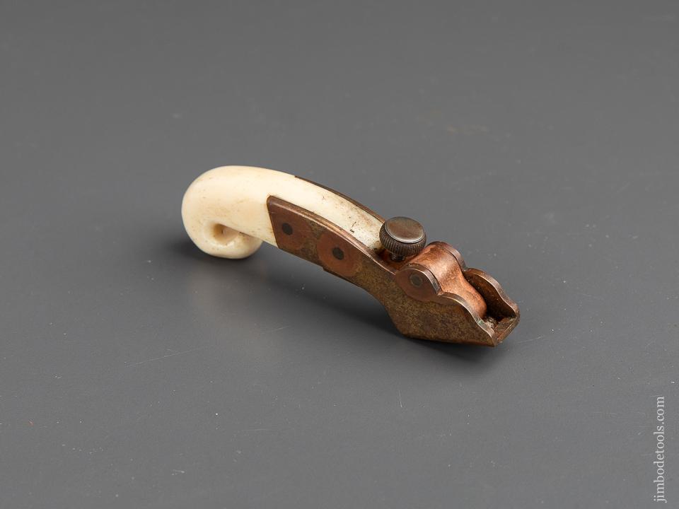Remarkable Brass Flat Bottom Violin Plane by ROD GALSTER - 91441