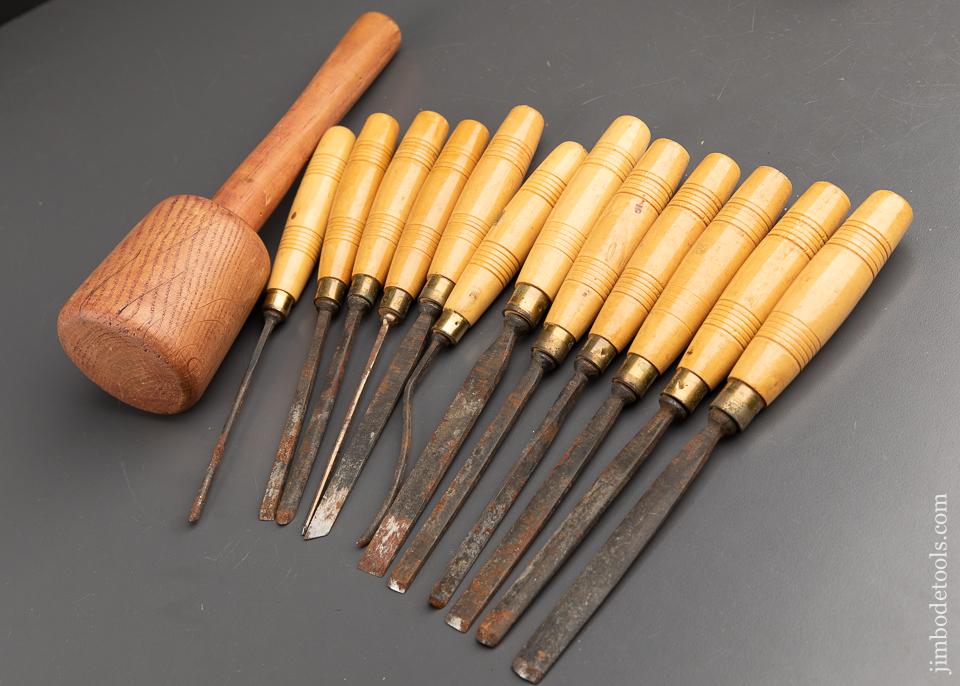 NEW OLD STOCK Set of Twelve ACORN Carving Chisels UNUSED with Decals and Mallet - 91633