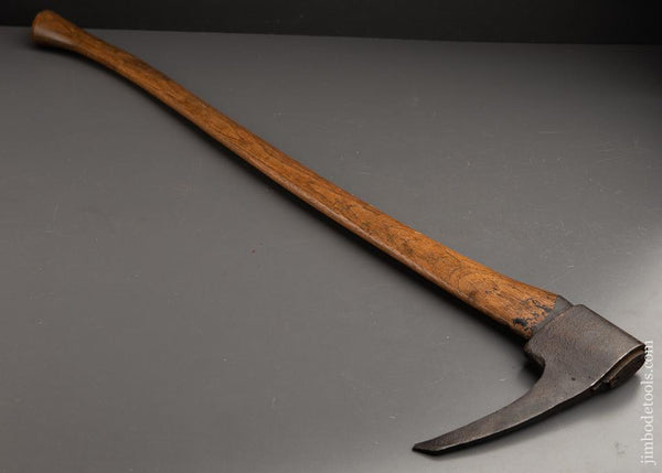 Excellent 33 1/2 x 8 inch Picaroon with Original Handle - 91688