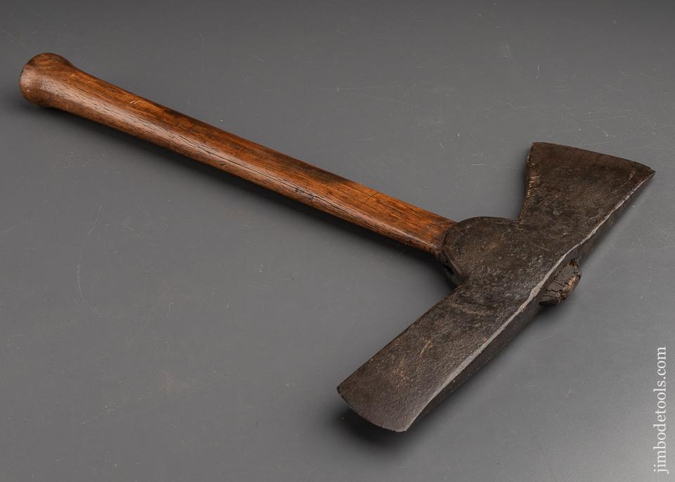 Great Double Duty Scoring & Mortise Axe - 91694