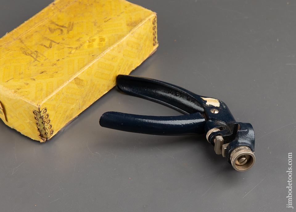 STANLEY No. 42W Saw Set with Decal in Original Box - 91791