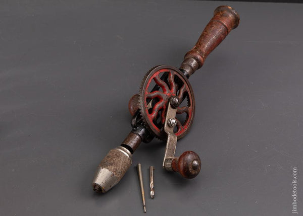 Meaty MILLERS FALLS No. 2 Egg Beater Hand Drill with Two Bits - 91921