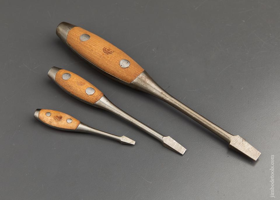 MINT Heavy Duty Set of Three Solid Shank Cabinet Maker's Screwdrivers - 91977