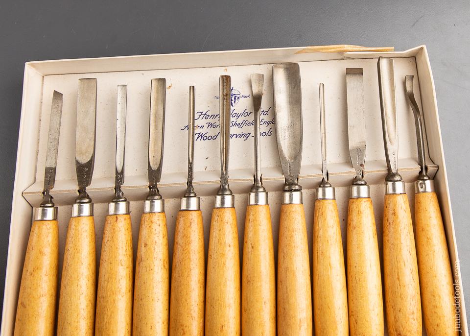 Set of Twelve HENRY TAYLOR Carving Gouges MINT in Original Box - 92155