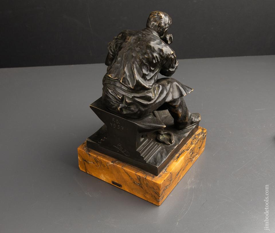 Spectacular! Signed Bronze of a Blacksmith Sitting Atop His Anvil by GOLDSCHEIDER Austria 1845-97 - 92209U