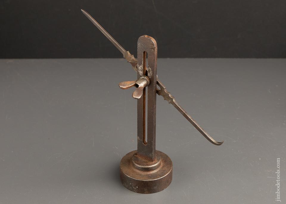 Ornate 8 1/2 inch Surface Gauge - 92204