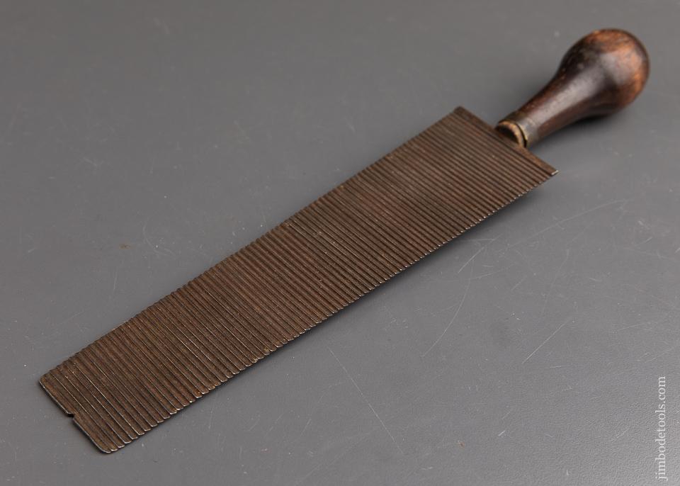 RARE 8 1/2 inch Comb Maker's Grail - 92266