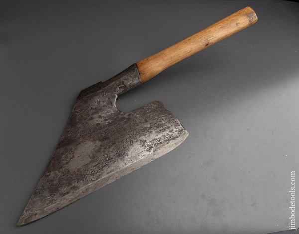 RARE Left-handed Pennsylvania Goosewing Broad Axe - 92472
