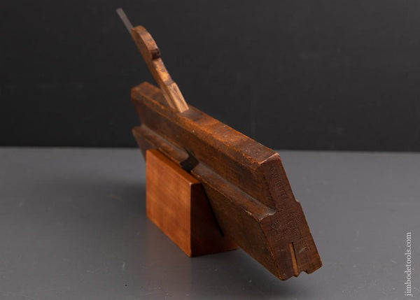 1/4 inch Side Bead Moulding Plane by ROUTLEDGE circa 1876-1908 BIRMINGHAM - 92911