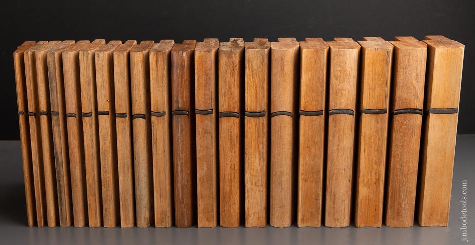 Fine Set of 20 Hollow and Round Moulding Planes by J. KELLOGG AMHERST MS. (Mass.) - 93044