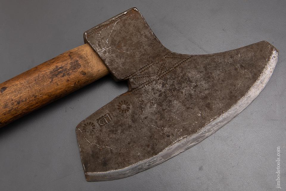 Tiny 2 Pound 18th Century Goosewing Axe - 93204