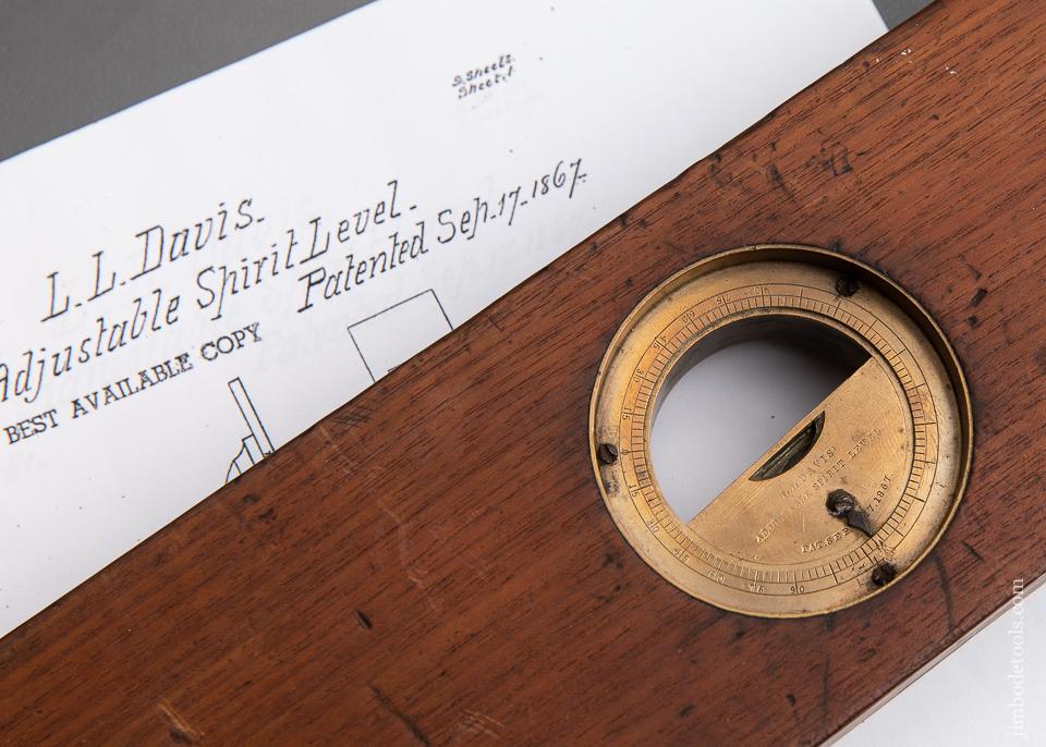 L.L. DAVIS No. 4 Mahogany Inclinometer Level PAT. SEP. 17, 1867 - 93224