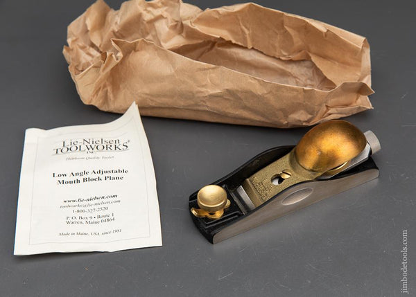 LIE-NIELSEN Low Angle Block Plane With Rod Maker's Groove Sole MINT - 93369