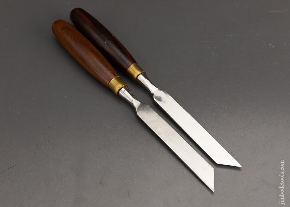 MINT Left & Right CROWN TOOLS Rosewood Handled One inch Skew Chisels - 93417