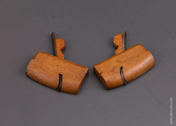 Pair of 3/8 by 2 3/8 inch Boxwood Side Rounds - 93429R