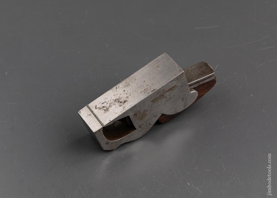 Fine SLATER 1 1/8 x 3 5/8 Bullnose Plane in Iron and Rosewood - 93451R