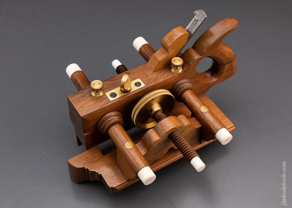 Rare! R. BAKER Rosewood SANDUSKY Center Wheel Plow Plane MINT - 93476UR