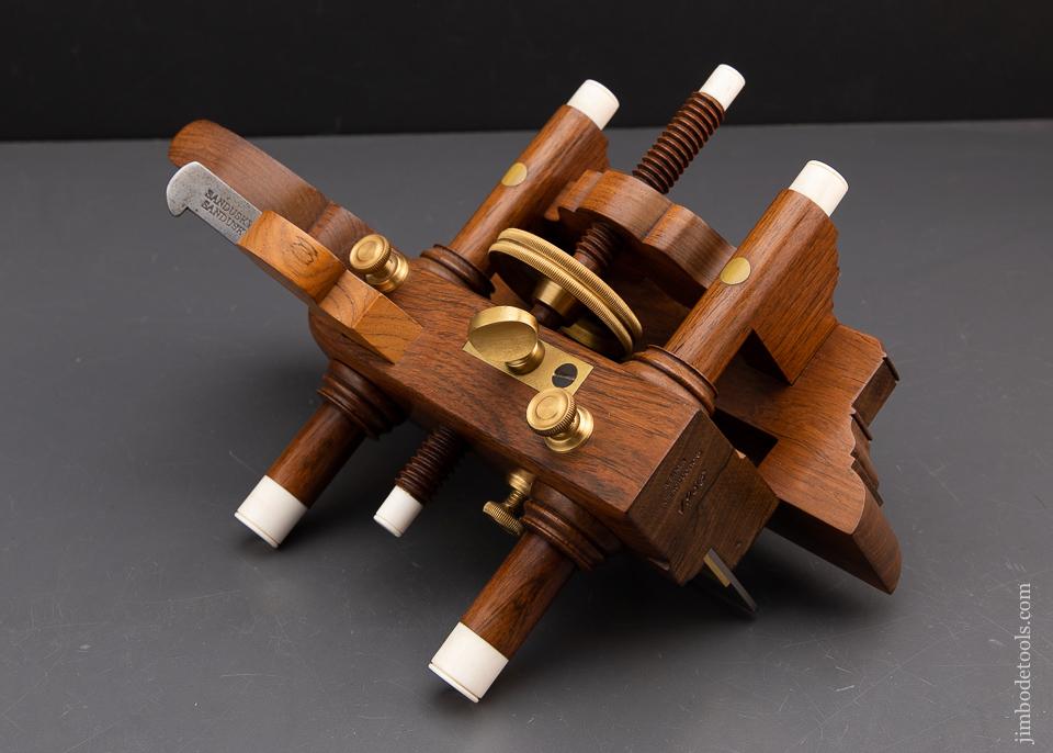 Rare! R. BAKER Rosewood SANDUSKY Center Wheel Plow Plane MINT - 93476UR